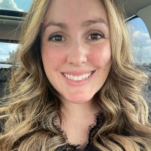 Meet your Posher, Chelsey